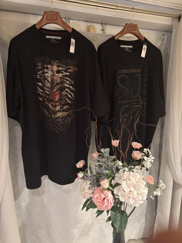 Sean John T-shirt